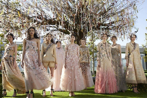 Concept theo chủ đề “Blossom" trong bộ sưu tập thời trang của Dior
